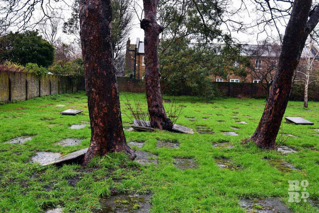 Graveyard at Velho Cemetry in Mile End, East London