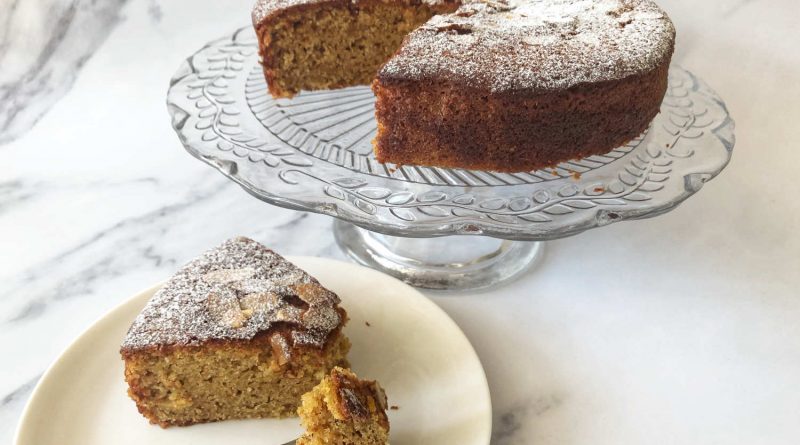 Apple and olive oil cake Tamsin Robinson