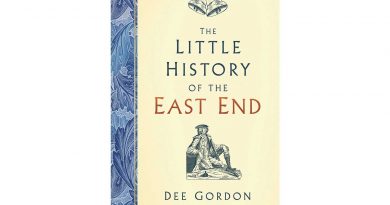 Covre of Th Little History of the East end by Dee Gordon