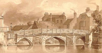 The old Bow Bridge, shortly before demolition in 1832.