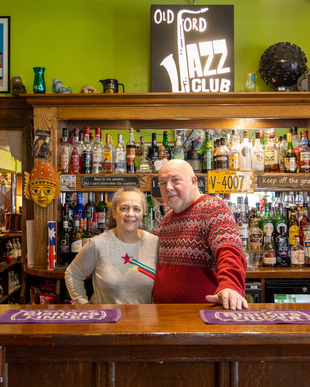 Under the Old Ford Jazz Club sign, Frankie and Leslie say goodbye to The Eleanor Arms pub.
