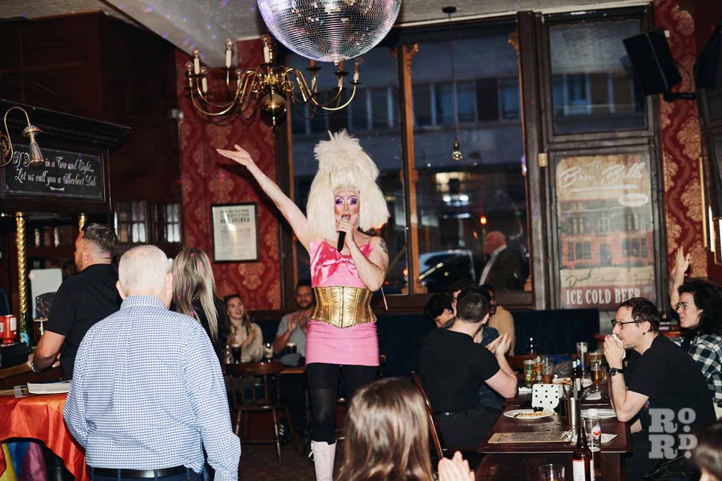 Christina Draguilera singing karaoke at The Bow Bells pub