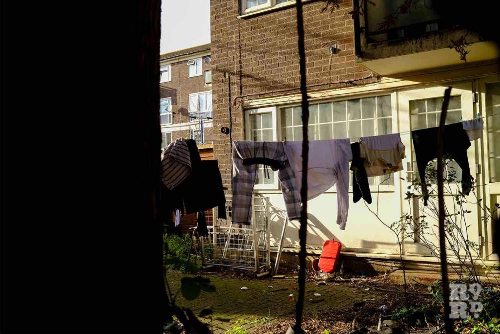 hanging laundry, malmesbury council estate, bow, tower hamlets, east london